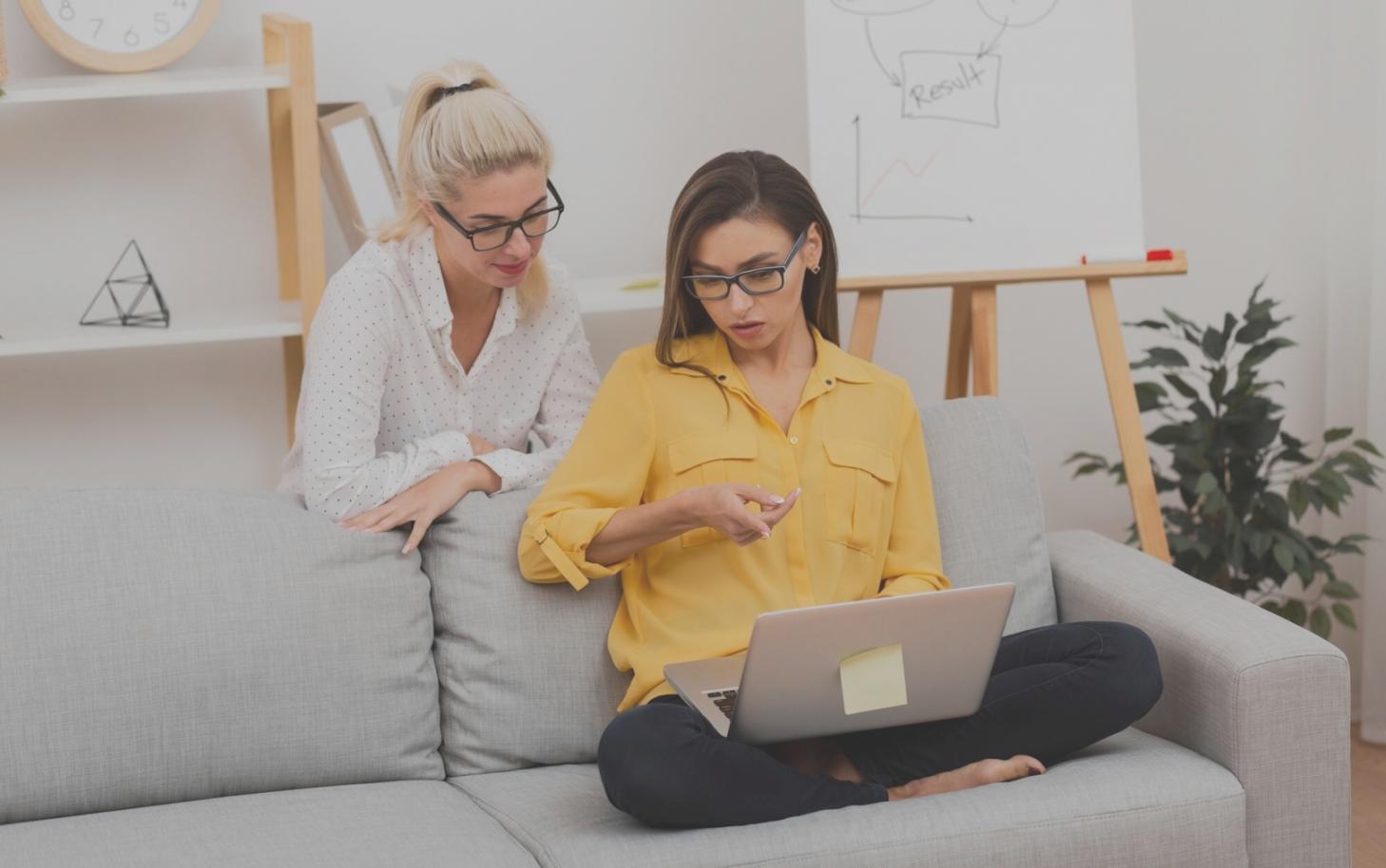 Interaktive Lernsituation mit praktischen Finanzübungen